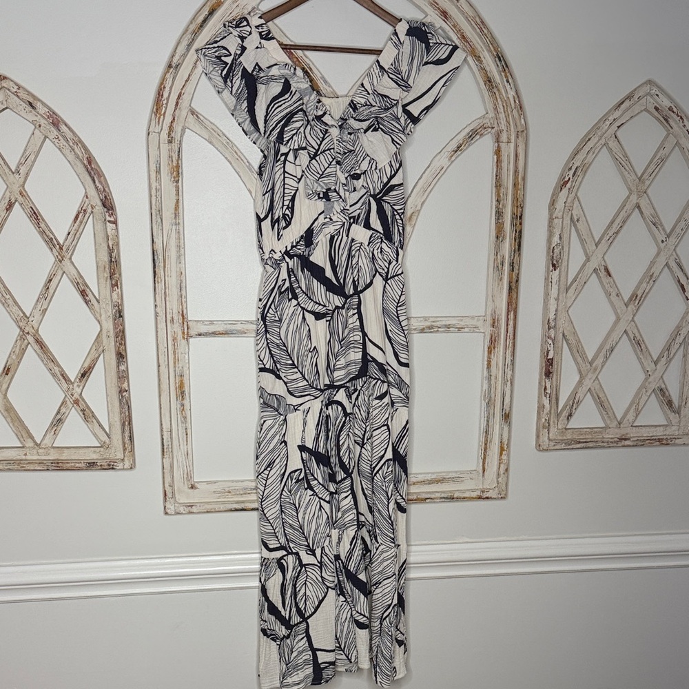 Navy and White Leaf Print Maxi Dress